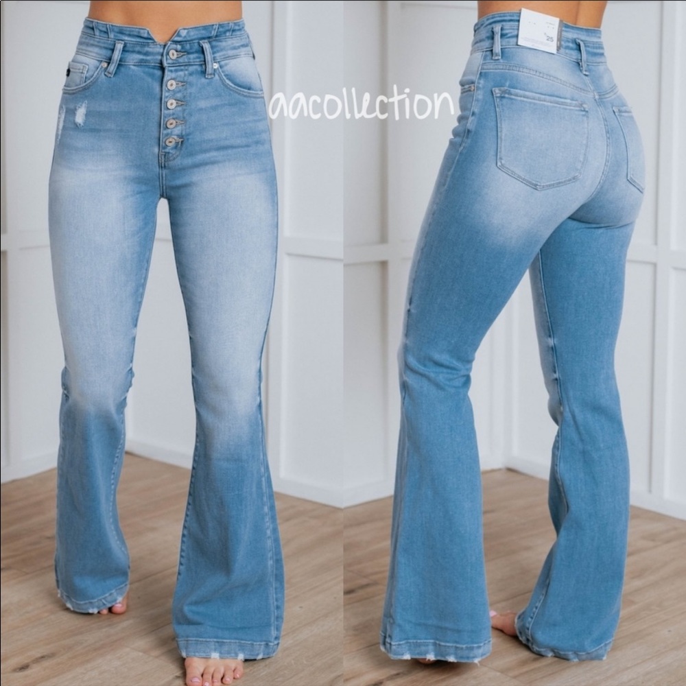 NWT High Rise Waist Flare Light Wash Jeans Denim